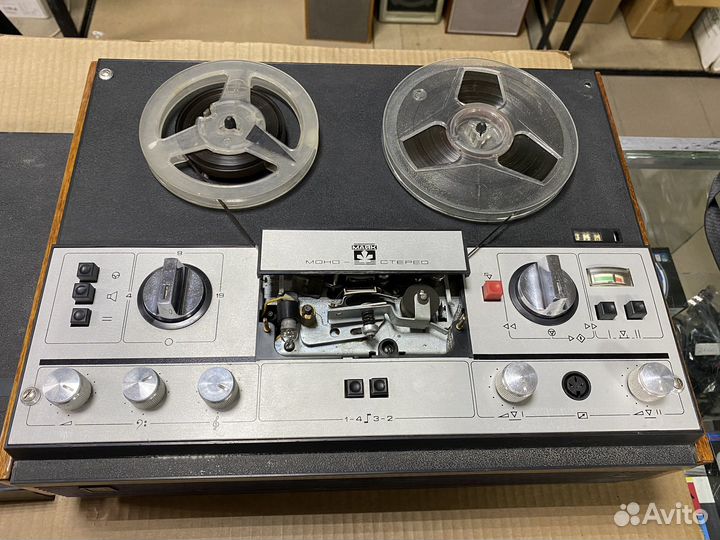 Катушечный магнитофон маяк-203