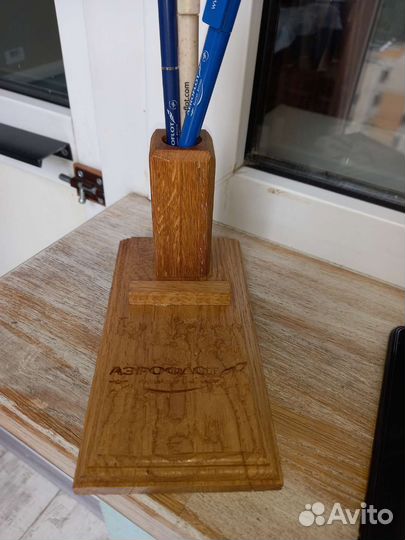 Настольная подставка для телефона и ручек Аэрофлот