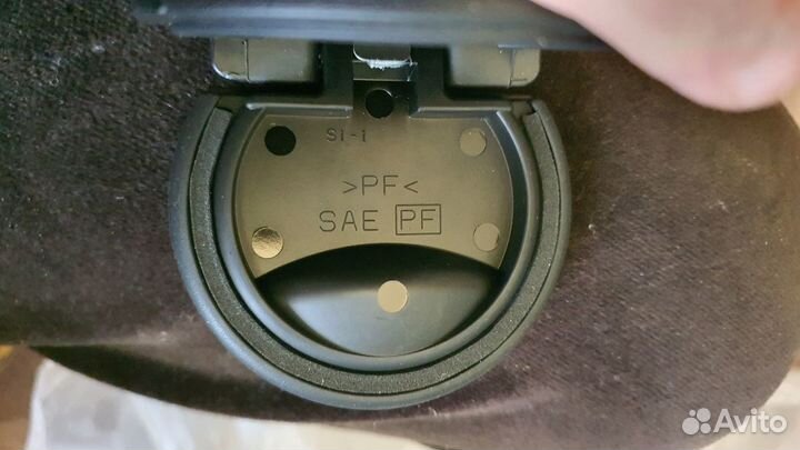 Пепельница nissan/infiniti оригинал. 6880-CJ000