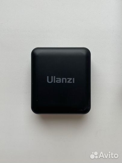 Петличный микрофон для iPhone Ulanzi uw-mic 10p