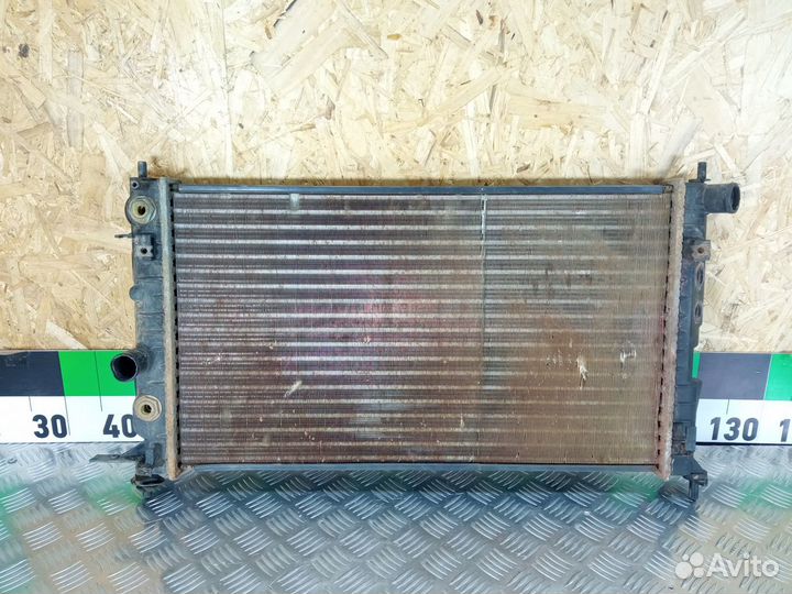 Радиатор основной Opel Vectra B