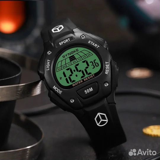 Часы наручные спортивные электронные новые