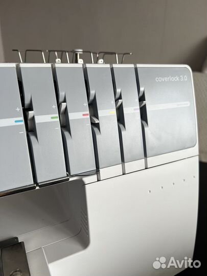 Коверлок Pfaff