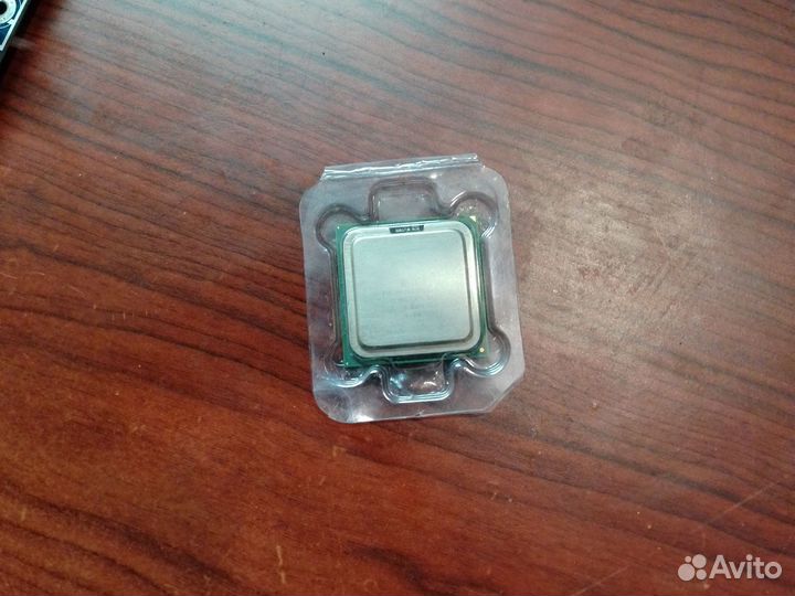 Материнская плата с процессором