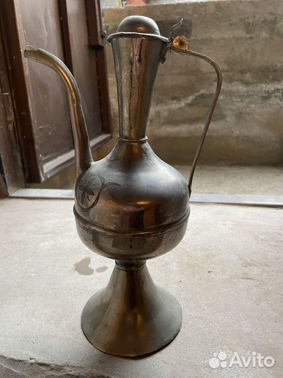 Кувшин стариний