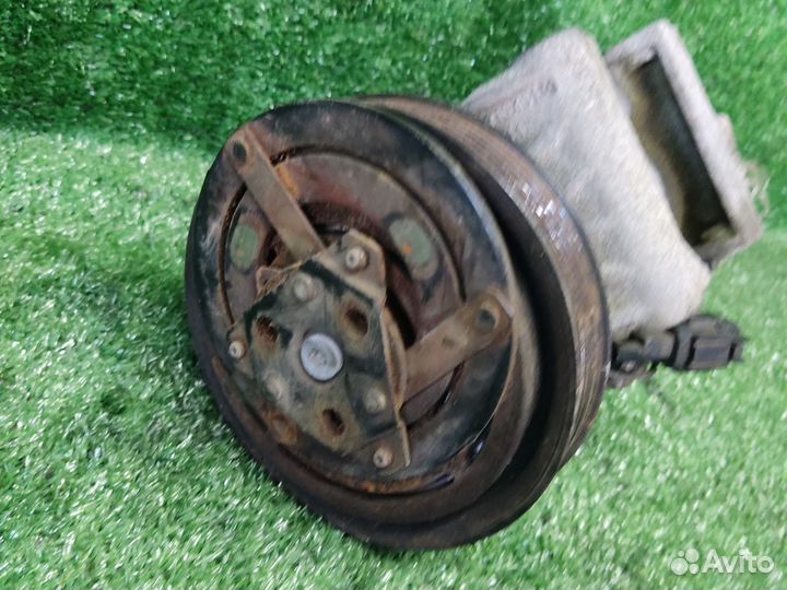 Компрессор кондиционера Nissan Almera QG16