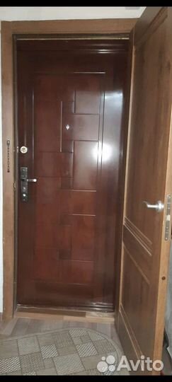Дверь входная деревянная бу