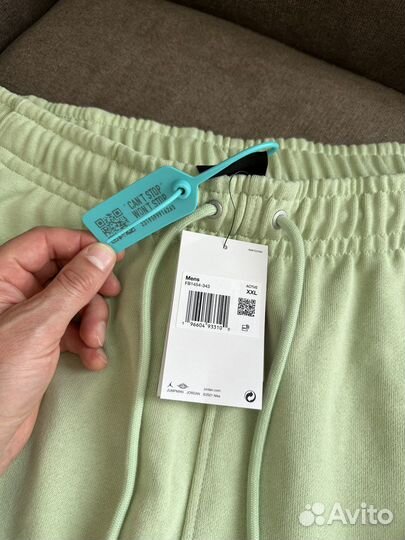 Продаю джоггеры Jordan PSG