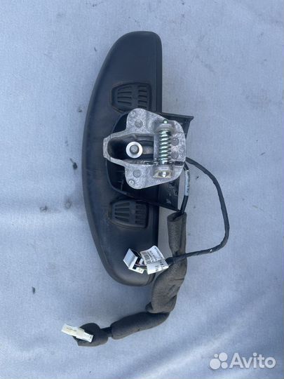 Зеркало салонное w212