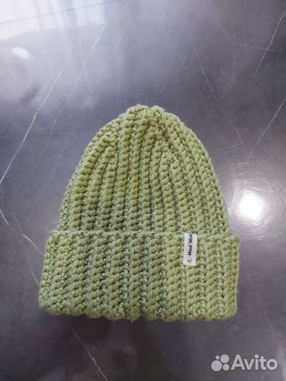 Женская шапка