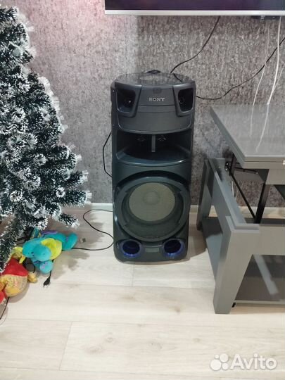 Музыкальная колонка с блютузом и караоке sony