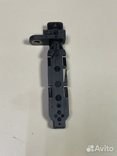 Датчик коленвала 059906433C Ауди А4 А5 А8 Q5 Q7