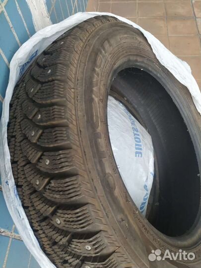 Nokian Tyres Hakkapeliitta 4 195/60 R15