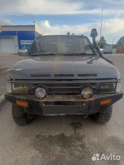 Nissan Terrano 2.7 МТ, 1992, 250 000 км