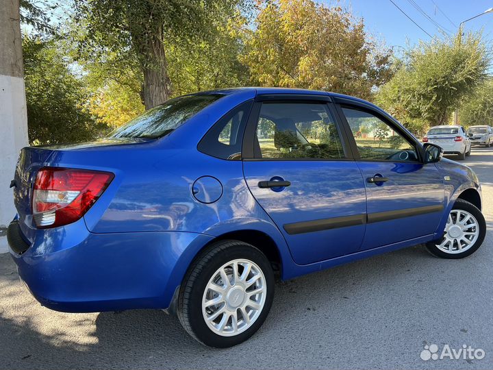 LADA Granta 1.6 МТ, 2017, 136 000 км