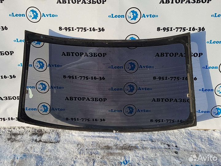 Стекло заднее Mazda familia 323 BJ седан