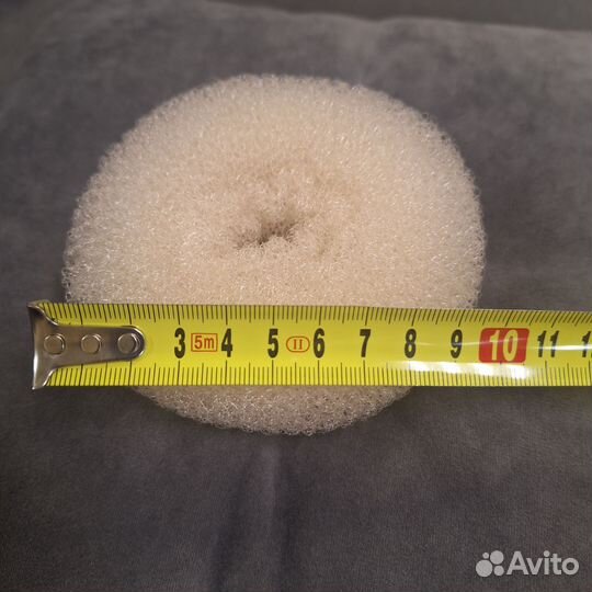 Бублик для волос 9,5 см белые/коричневы /черные