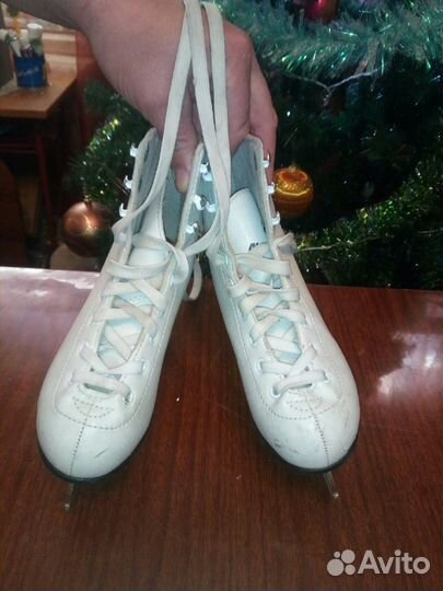 Коньки Black agua; leader; Кармен