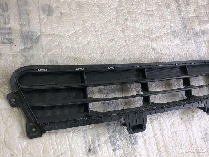 Решетка в бампер нижняя Kia Seltos 86531Q5000