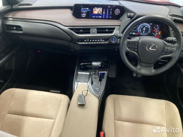 Lexus UX 2.0 CVT, 2021, 69 000 км