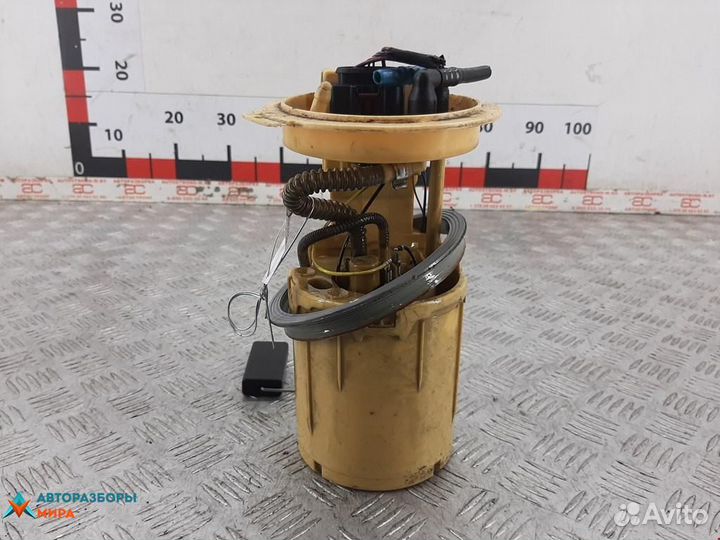 Насос топливный Volkswagen Golf Plus 2008