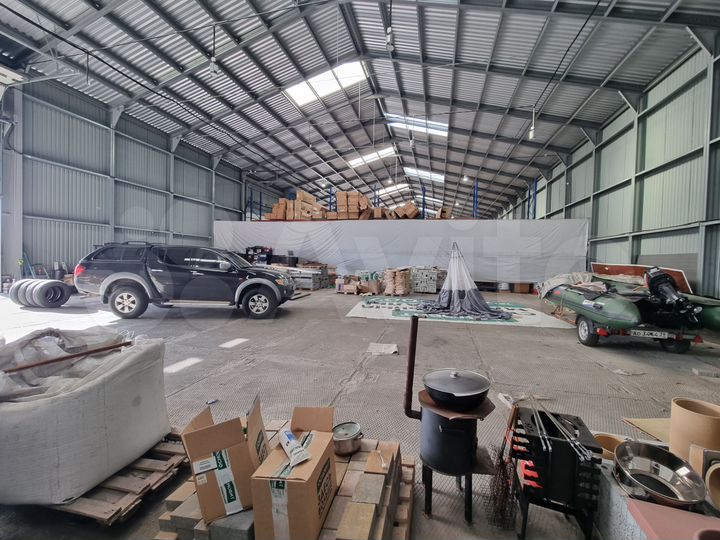 Склад, 554 м²