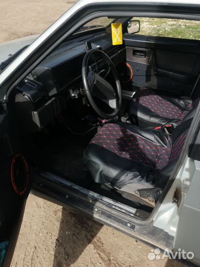 ВАЗ 21099 1.5 МТ, 2002, битый, 150 000 км