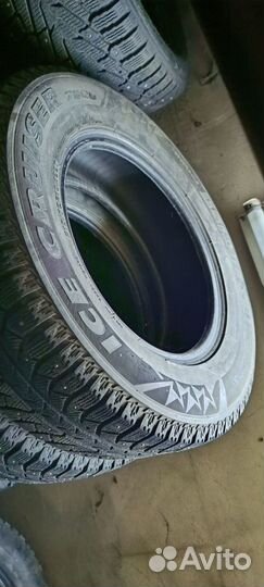 Bridgestone Ice Cruiser 7000S 215/70 R16