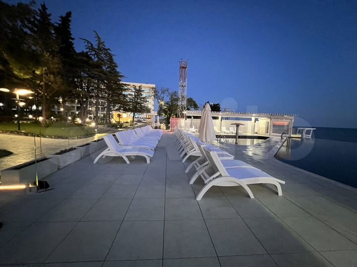 3-к. квартира, 60 м², 1/6 эт.