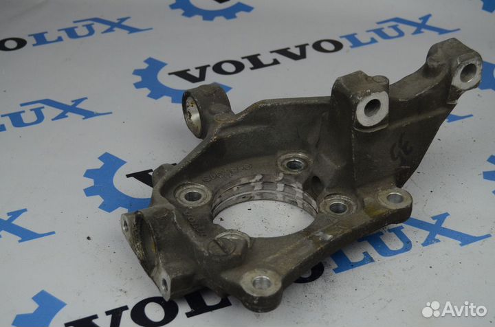 Кулак поворотный Volvo S60 S80 V70 XC 00-07 левый