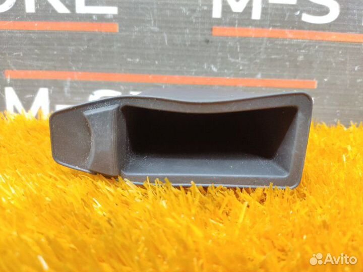 Бардачок в центральную консоль Mercedes-Benz