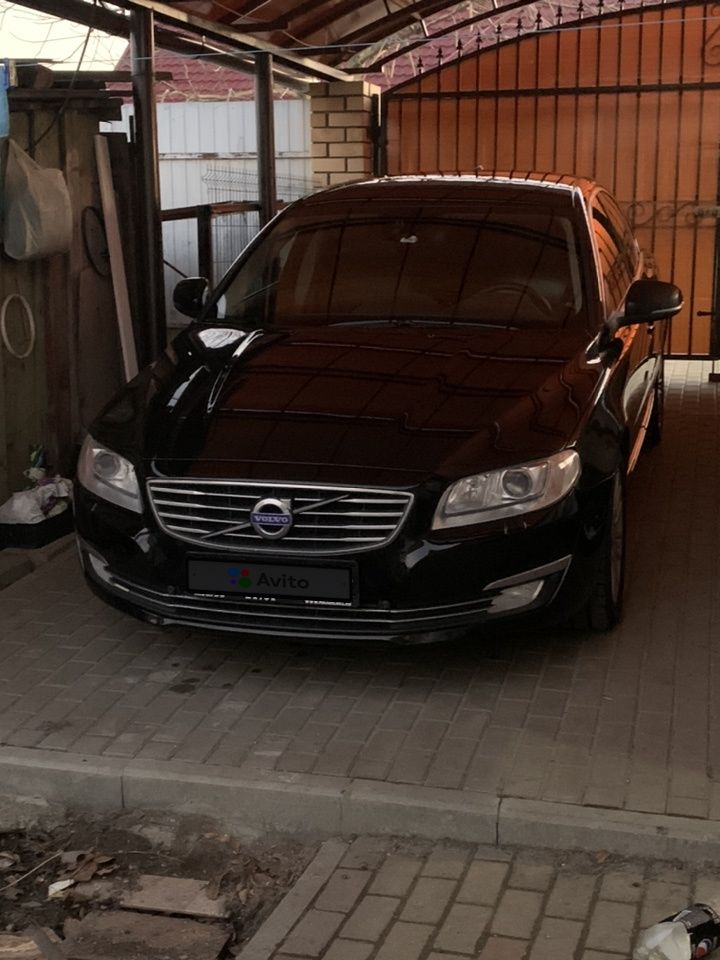 Volvo S80: фото владельца
