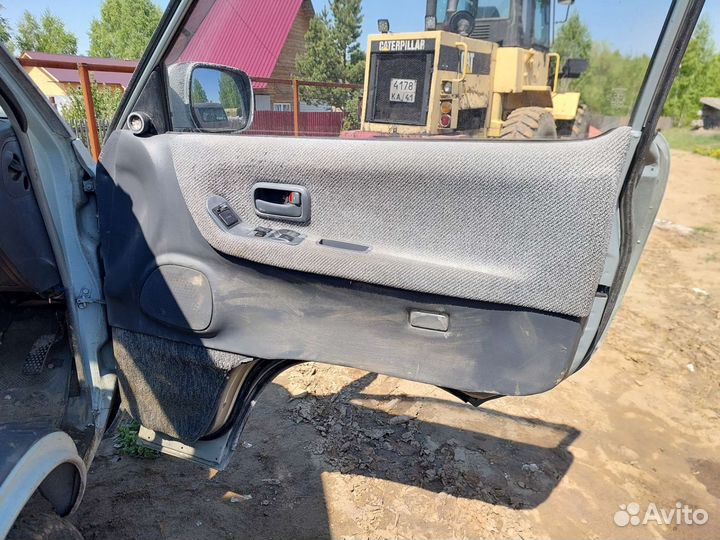 Сиденья комплект Toyota Lite Ace R30 1992г