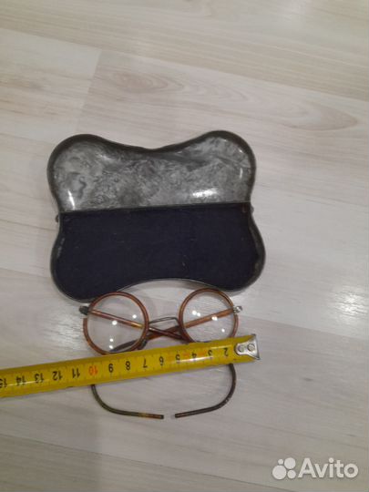 Очки старинные