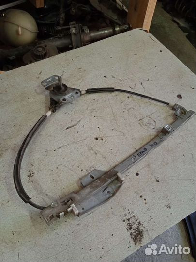 Стеклоподъёмник задний правый Volkswagen Passat B3