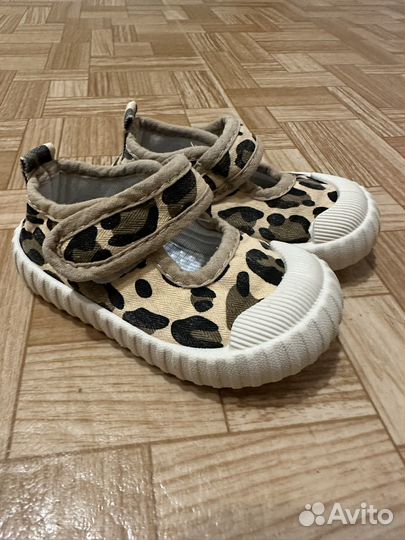 Сандали для девочки