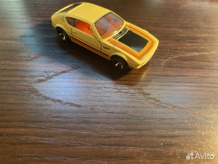 Hot wheels машинки