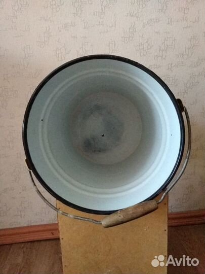 Ведро эмалированное С крышкой 10 литров