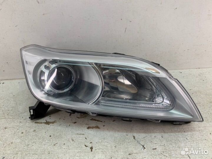 Фара головного света правая lifan X60