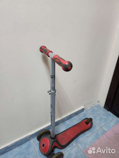 Самокат трехколесный globber