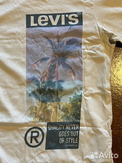 Футболка levis