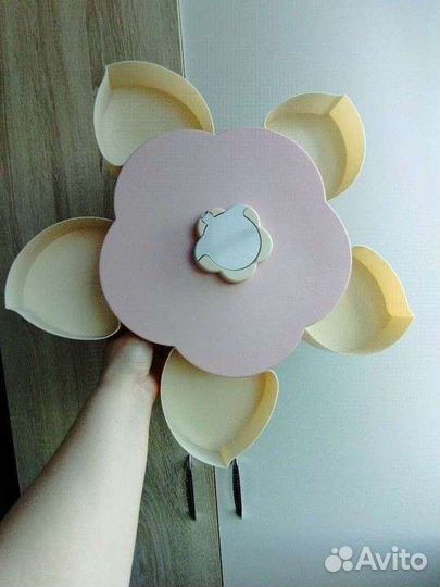 Шкатулка-органайзер с держателем телефона