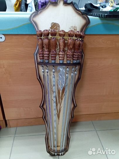 Щит деревянный с шампурами 6шт+ нож шашлычный