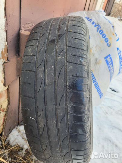 Bridgestone Alenza 001 215/65 R16 98H