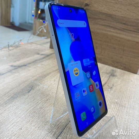 TECNO Spark 10 Pro, 8/128 ГБ