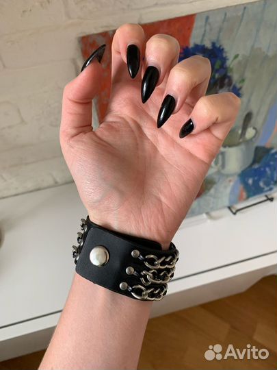 Кожаный браслет