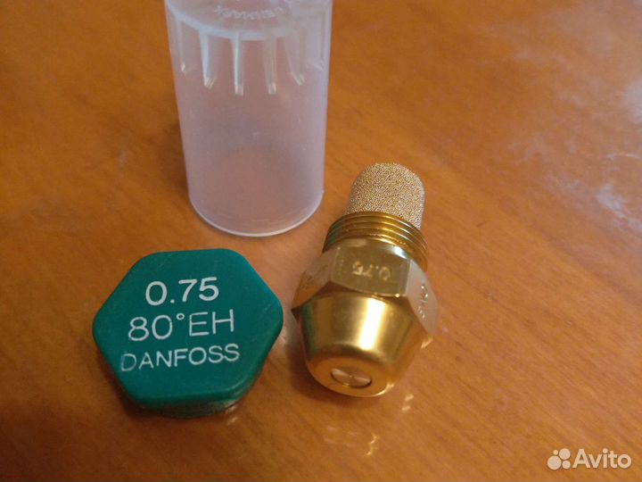 Форсунка Danfoss 0.75/80 EH