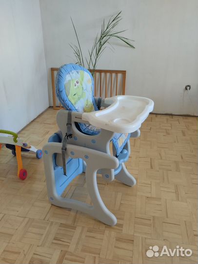 Детский стол и стул