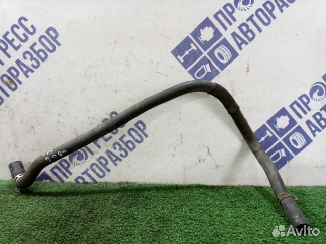 Патрубок системы охлаждения Renault Megane 2 седан