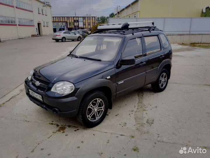 Экспедиционный багажник на крышу Niva Chevrolet